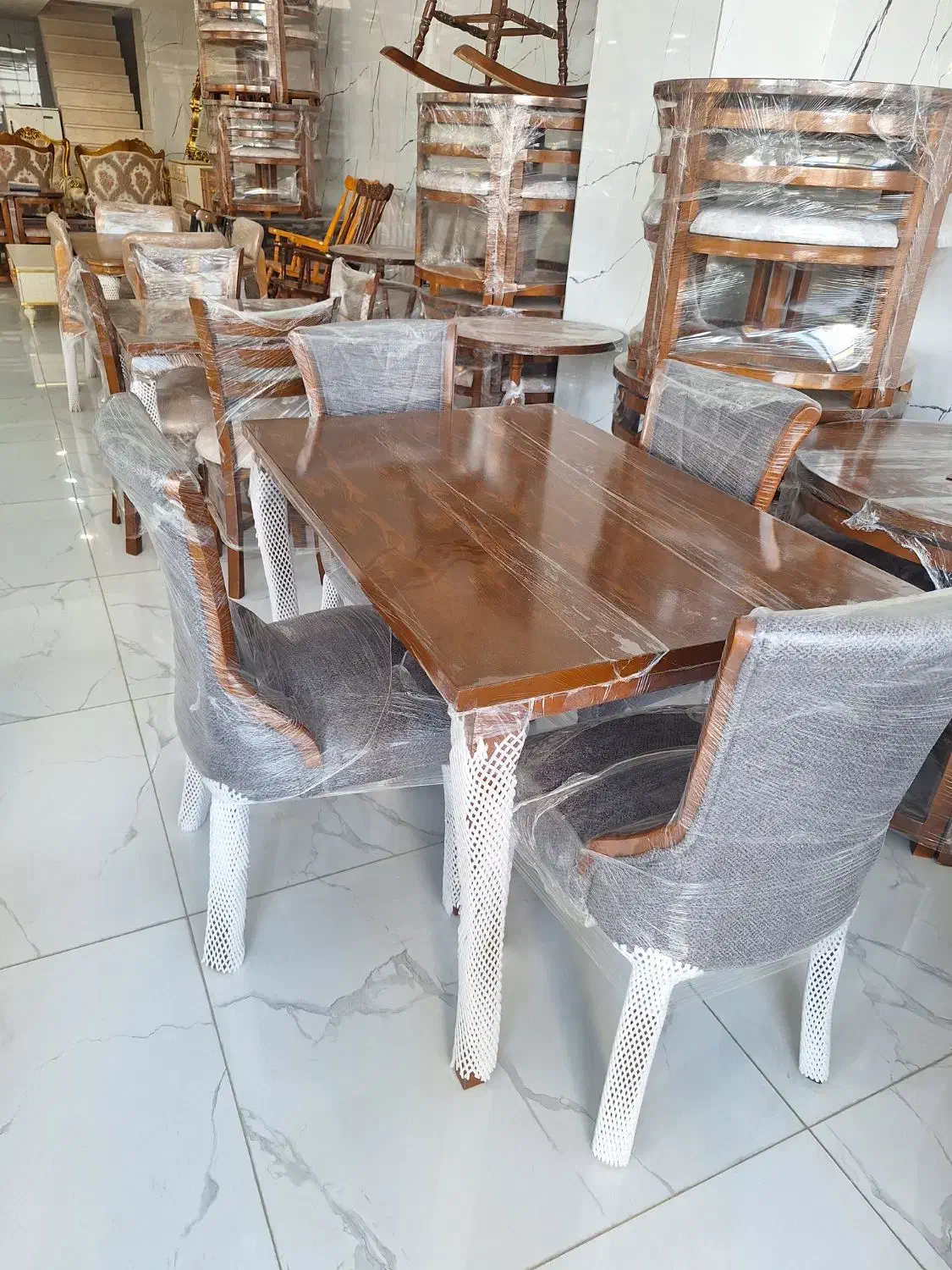 میز آرایشی|مبلمان خانگی و میز عسلی|دهگلان, |دیوار