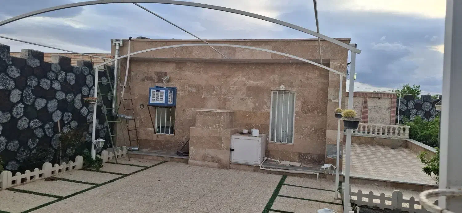 فروش باغ ویلا نهضت اباد طرح هادی|فروش خانه و ویلا|تیران, |دیوار