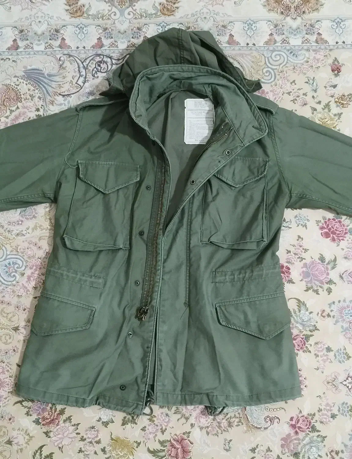 اورکت امریکایی|لباس|نظرآباد, نظرآباد|دیوار