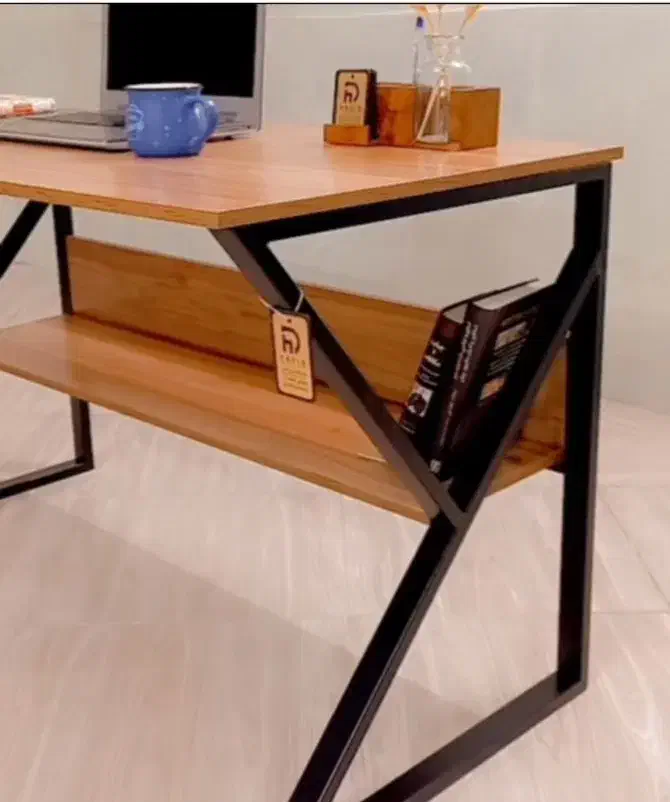 میز کامپیوتر / میزتحریر / میز|میز تحریر و کامپیوتر|ملک‌آباد, |دیوار