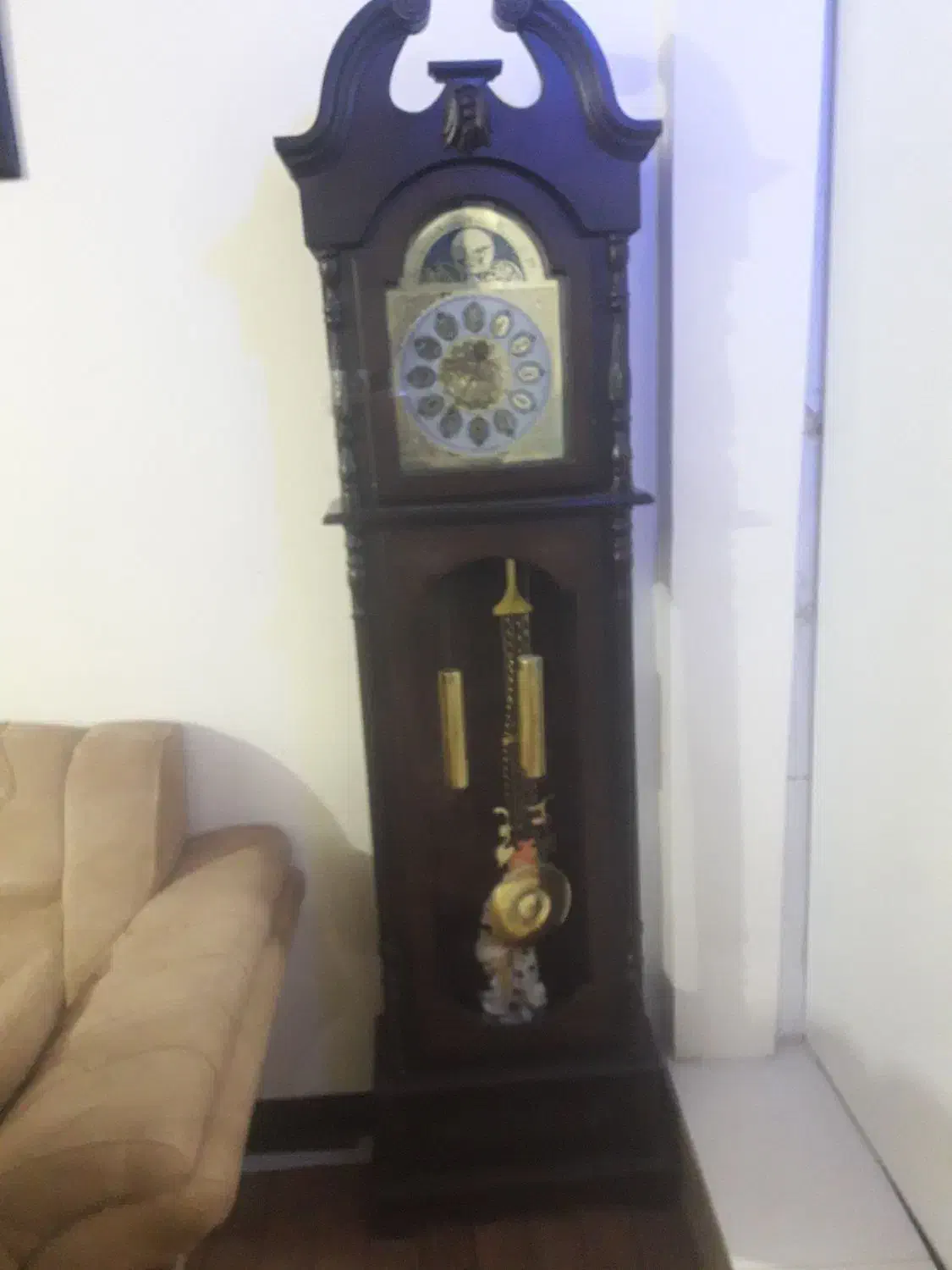 تلویزن و ساعت|تلویزیون و پروژکتور|اهواز, فاز ۱ پادادشهر|دیوار