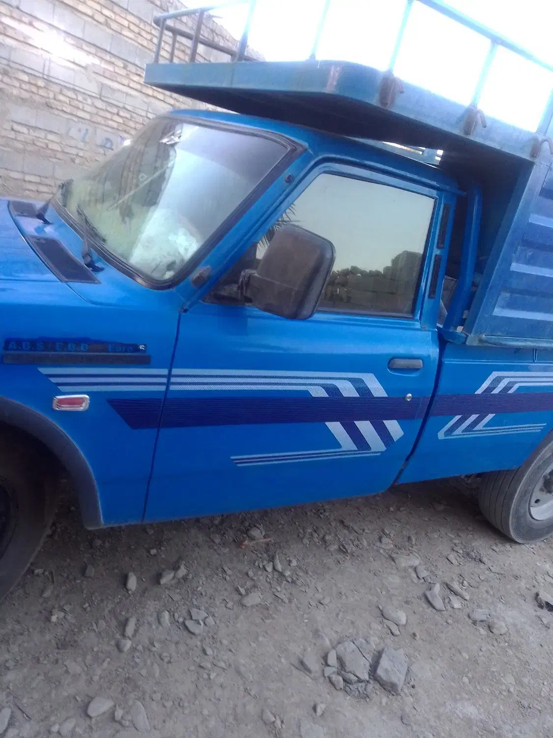 فروش یک دستگاه خودرو وانت نیسان مدل 401|خودرو سواری و وانت|سیب و سوران, |دیوار