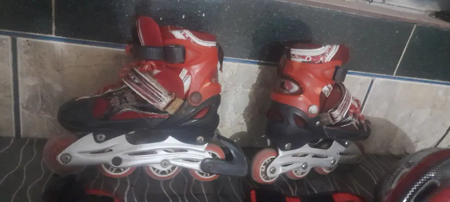 اسکیت کشویی از۴سال تا۹سال اندازست|دوچرخه، اسکیت، اسکوتر|گرگان, |دیوار