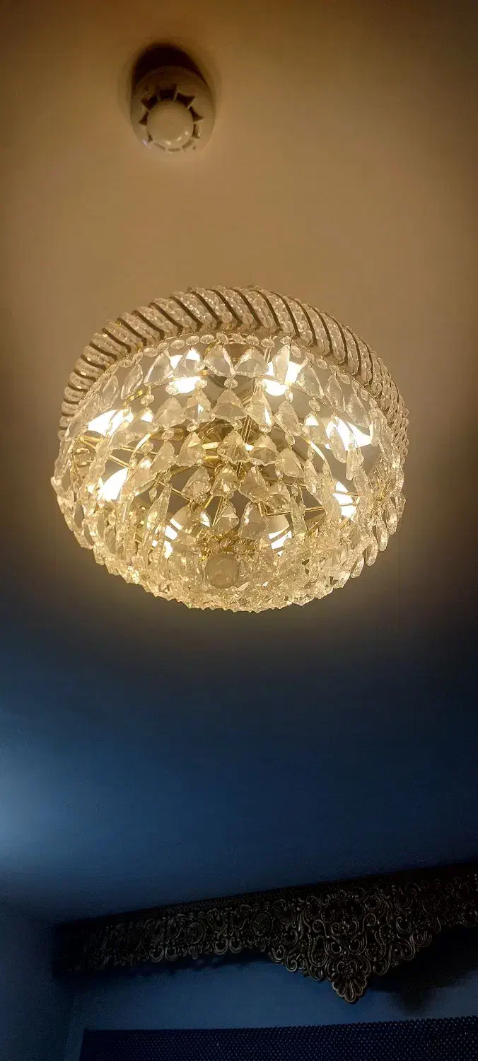 ۱ عدد لوستر|لوستر و چراغ آویز|سبزوار, قصبه شرقی|دیوار