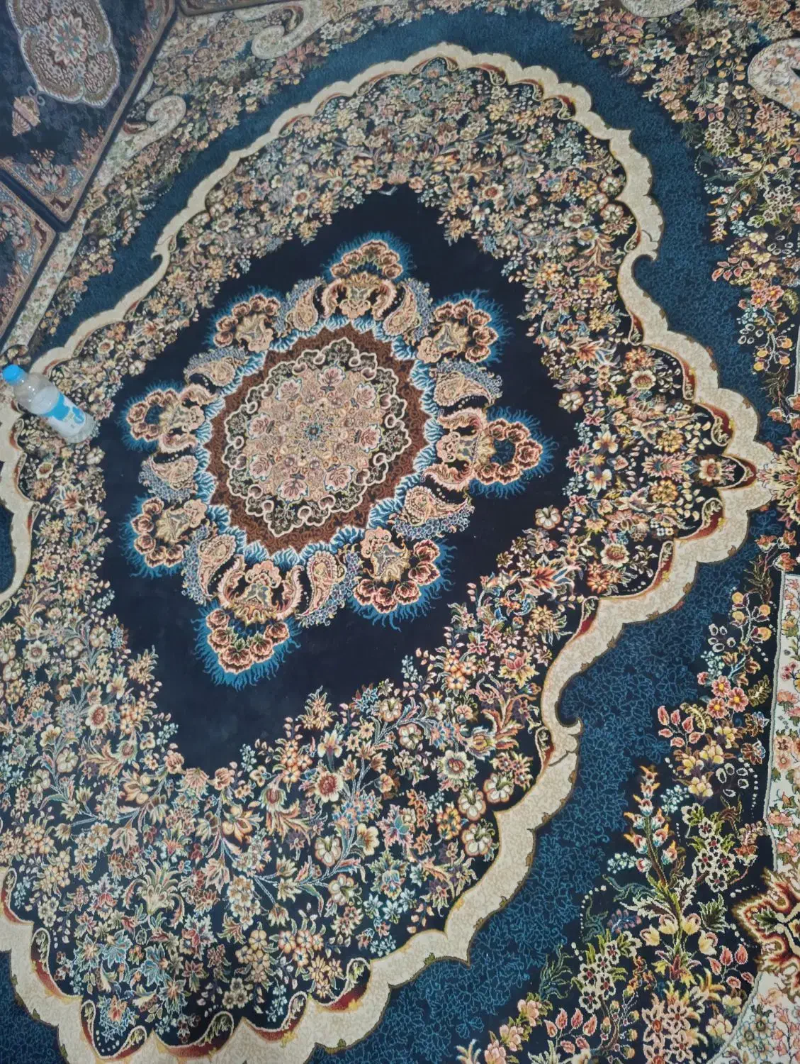 دو تخته فرش درحد|فرش|رباط‌کریم, نصیرشهر|دیوار