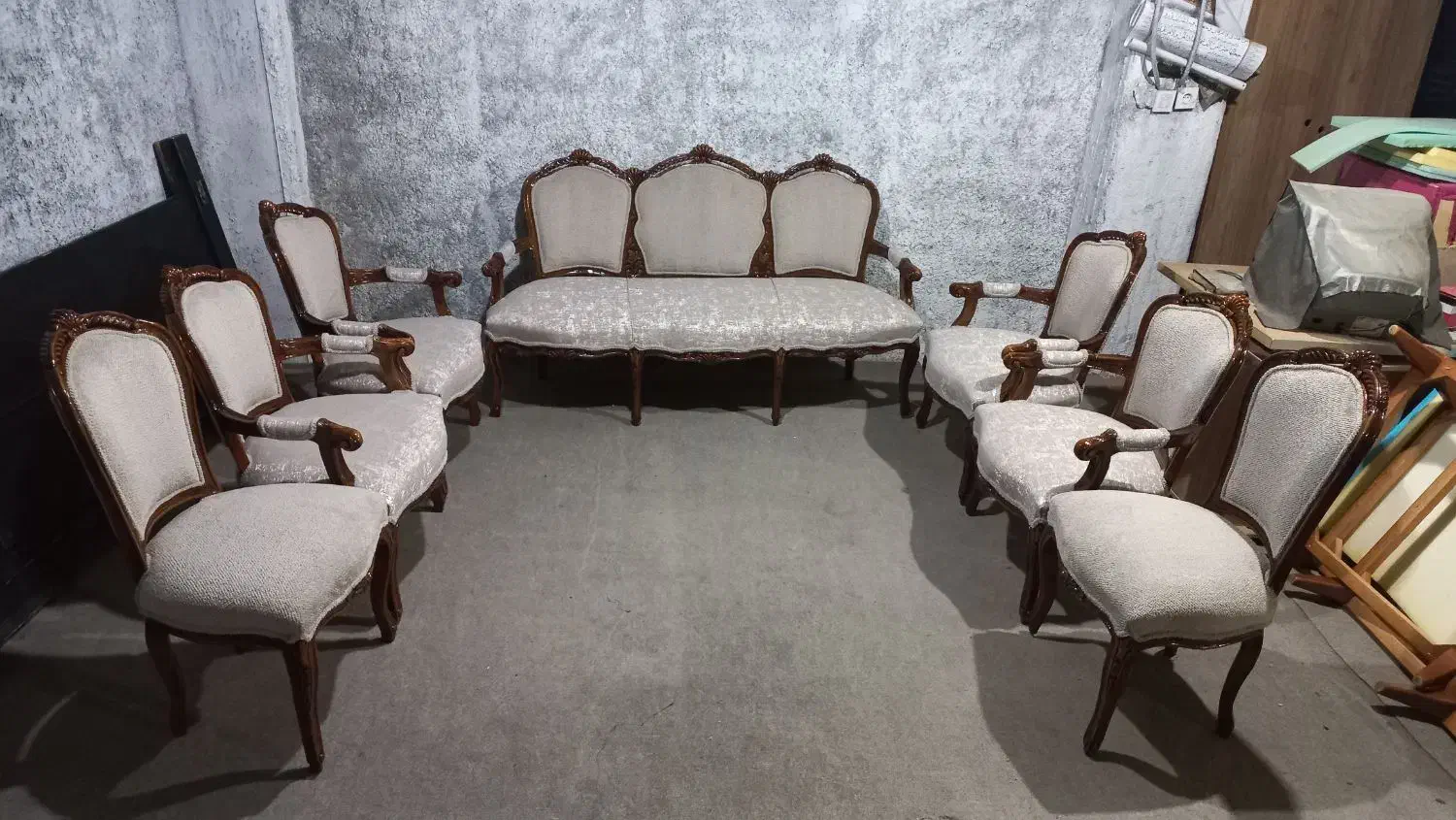 مبل سلطنتی طرح فرحی|مبلمان خانگی و میز عسلی|رباط‌کریم, الارد|دیوار