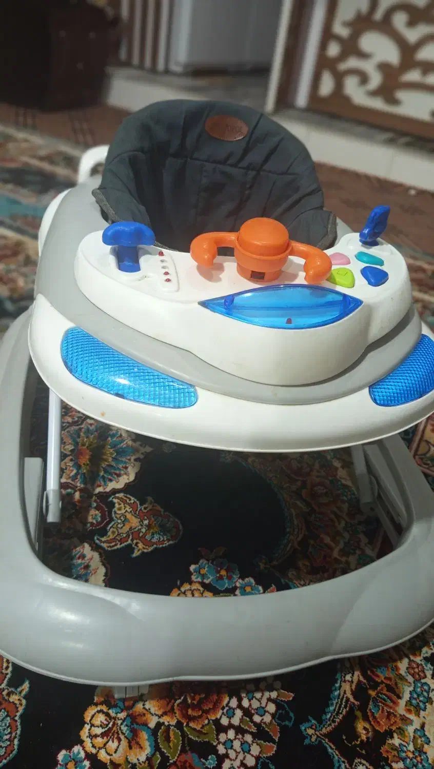 روروئک|کالسکه و لوازم جانبی|زابل, |دیوار