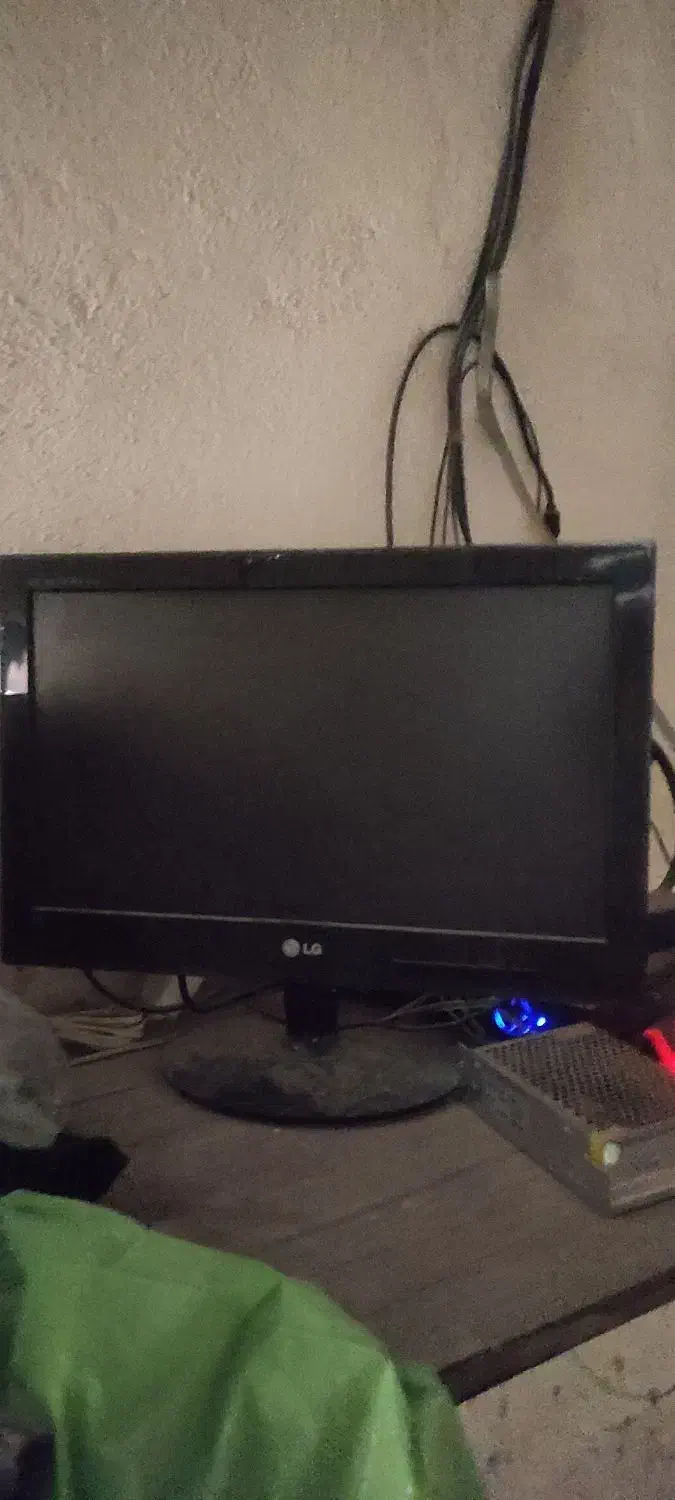 مانیتور ۱۹اینچ الجی|قطعات و لوازم جانبی رایانه|ساوه, |دیوار