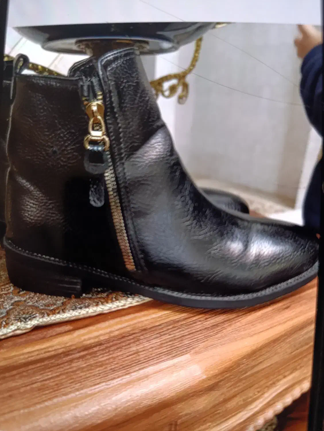 کفش چرم زنانه نوی نو|کیف، کفش، کمربند|اندیشه, اندیشه فاز ۳|دیوار