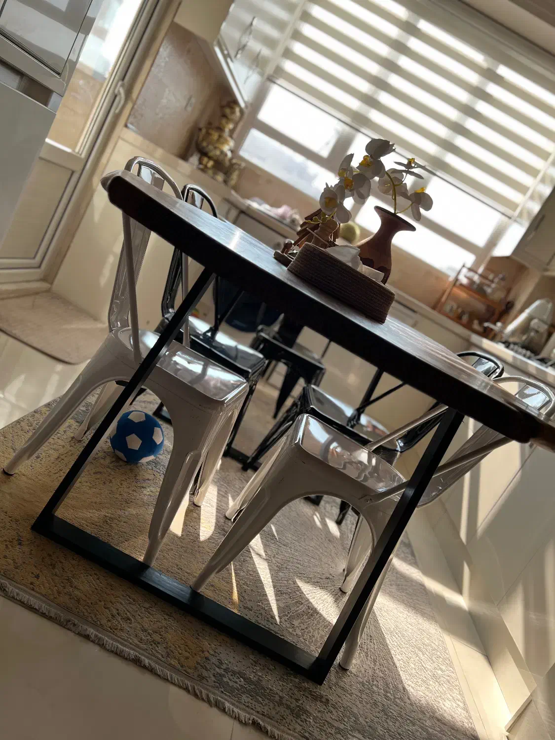 صندلی فلزی|کافیشاپ و رستوران|آفتاب, |دیوار