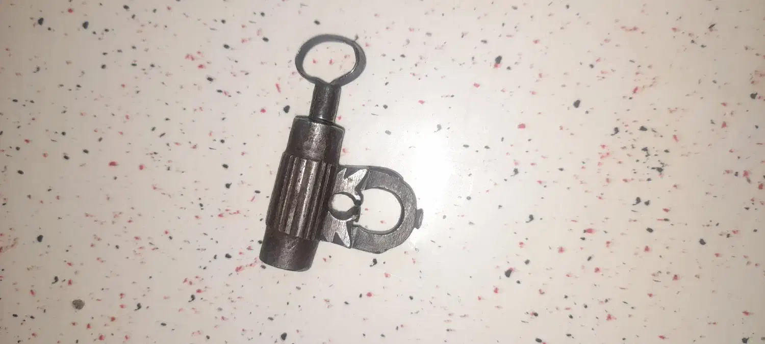 قفل قدیمی آلمانی اصل|کلکسیون اشیاء عتیقه|اصفهان, شهید رجایی|دیوار