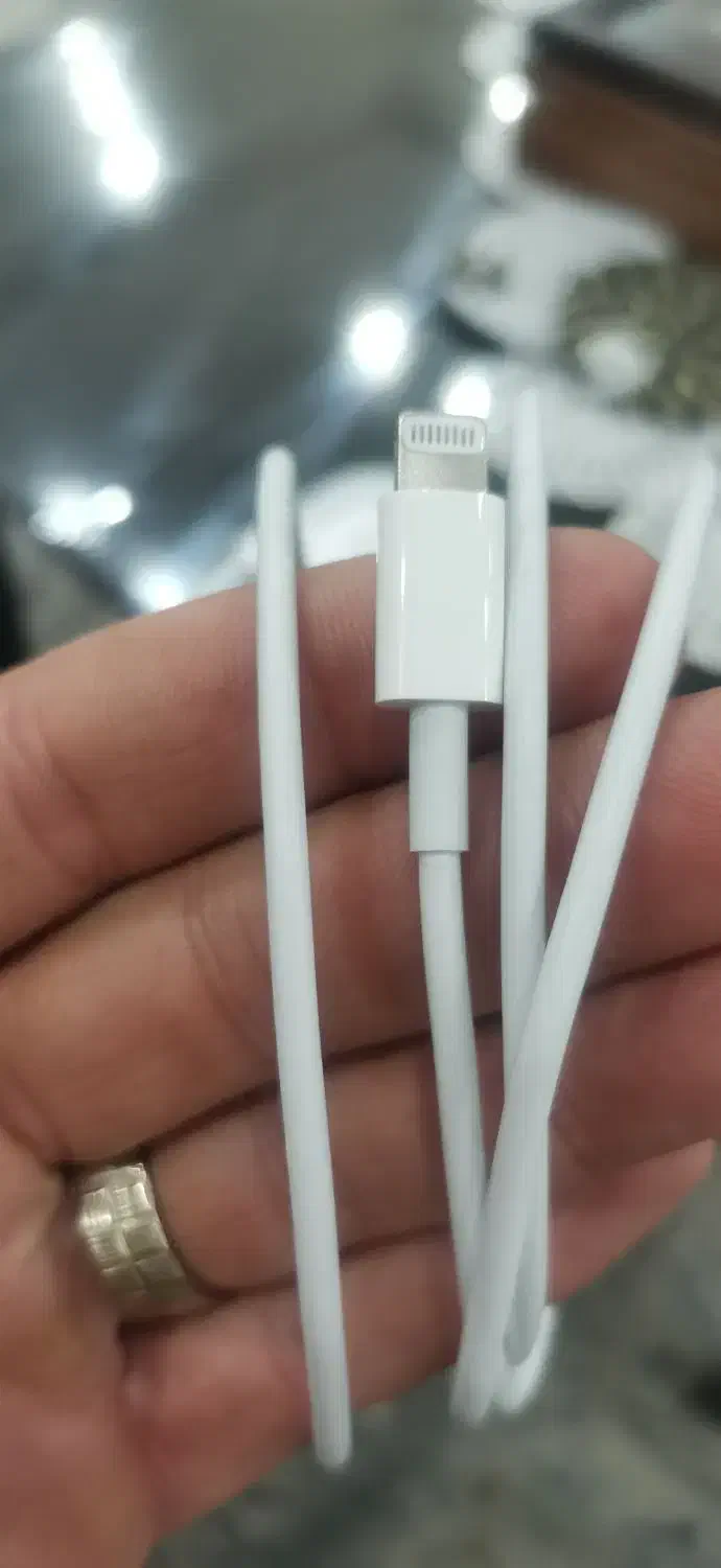 شارژر 20 وات اصلی آیفون ب شرط اصلی|لوازم جانبی موبایل و تبلت|رباطکریم, الارد|دیوار