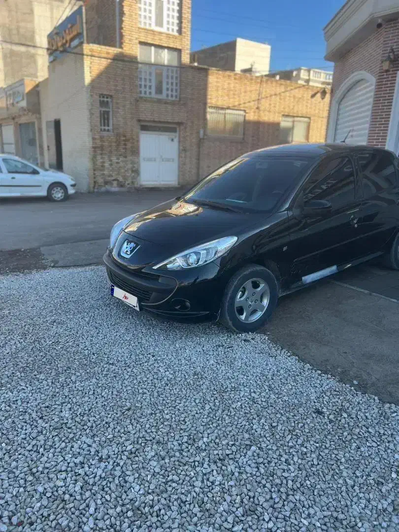 ۲۰۷ پانامشکی مدل ۴۰۲|خودرو سواری و وانت|کاشان, امیرکبیر|دیوار