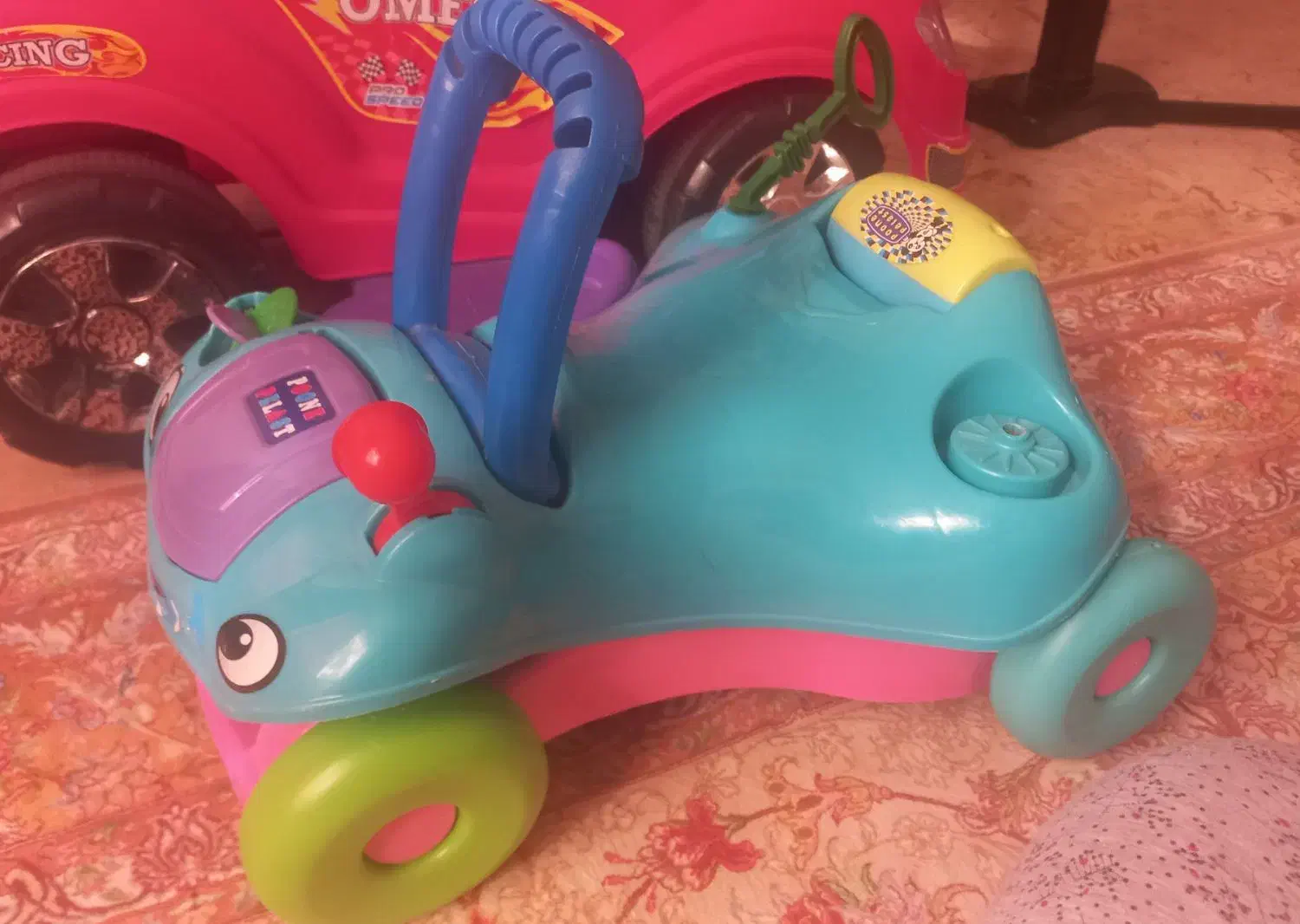 ماشین کودک و واکر کودک|اسباب و اثاث بچه|ری, دولتآباد|دیوار