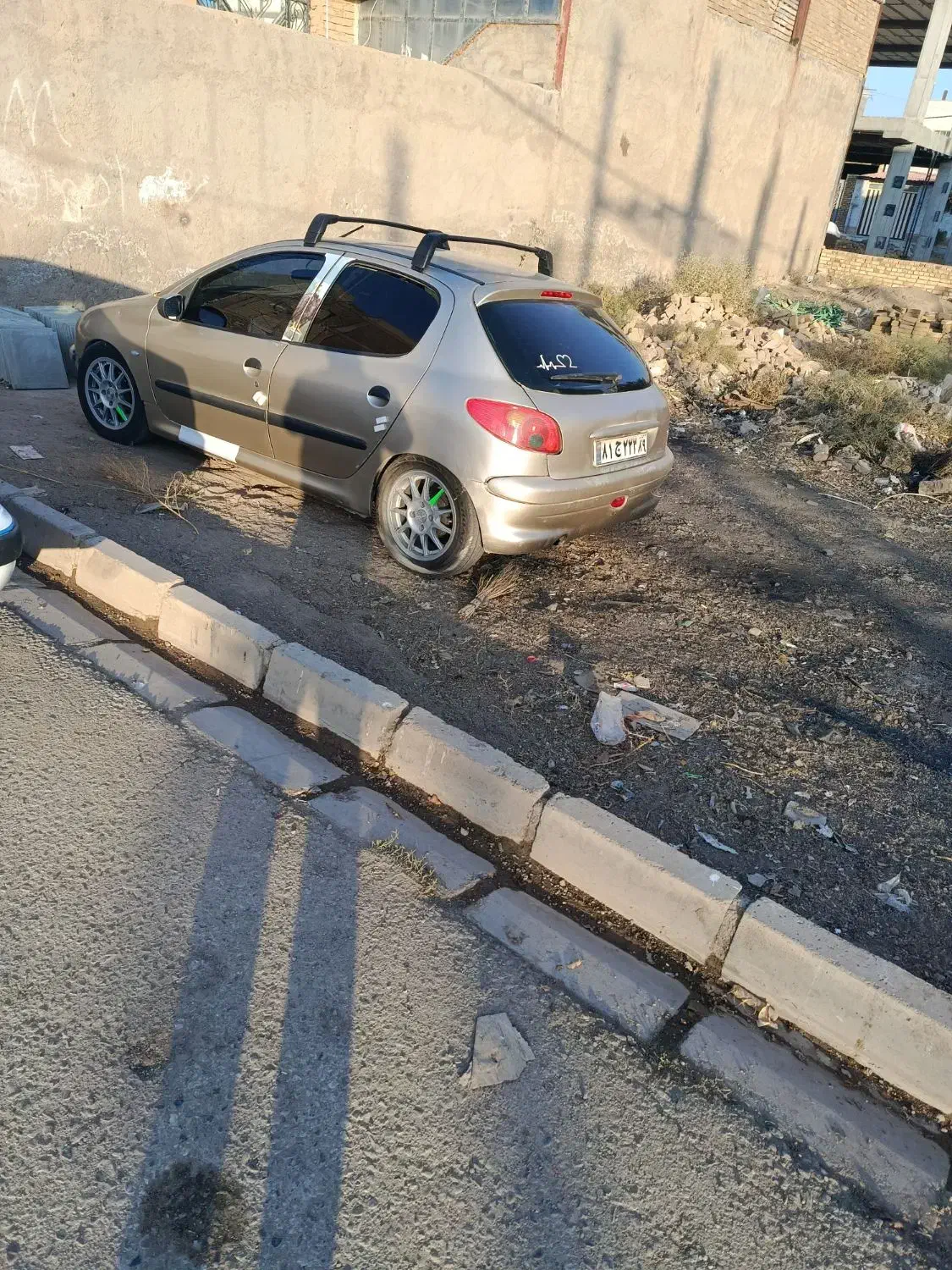 206 مدل 83 تمیز|خودرو سواری و وانت|بوئین زهرا, |دیوار