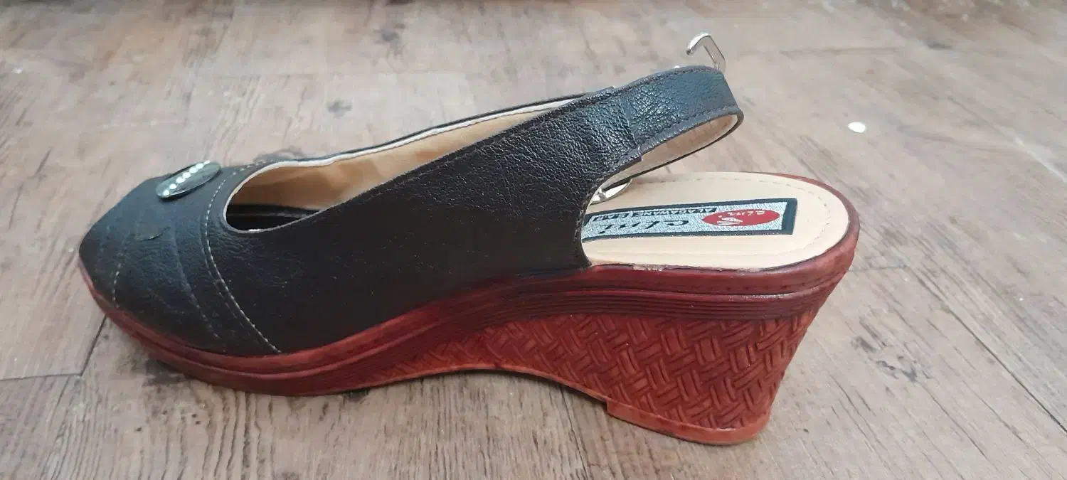 کفش زنانه|کیف، کفش، کمربند|هشتگرد, مدرس|دیوار