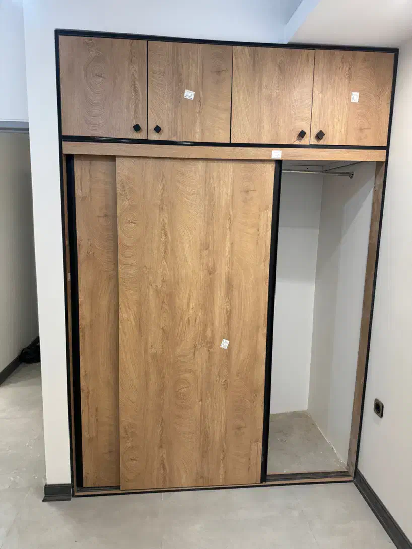 خ ولیعصر، امیربهادر،فروزش،۱۳۵ مترفول کلید نخورده