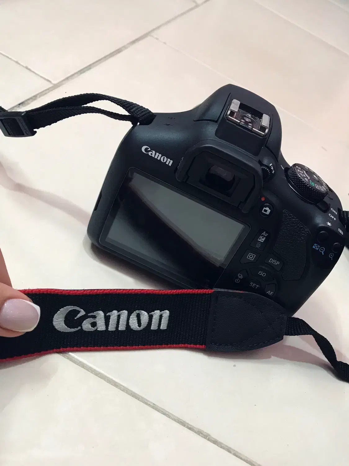 دوربین canon 2000 D|دوربین عکاسی و فیلم‌برداری|شیراز, شهرک پرواز|دیوار