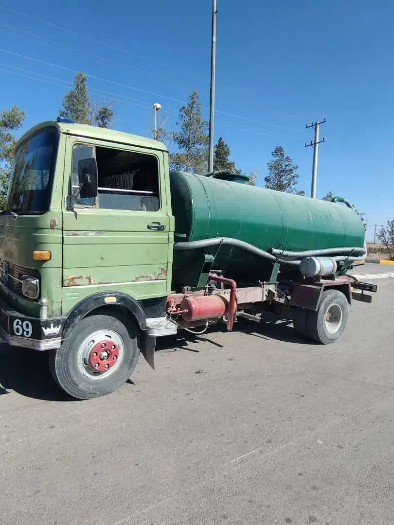 تخلیه چاه فاضلاب|خدمات پیشه و مهارت|بردسیر, |دیوار