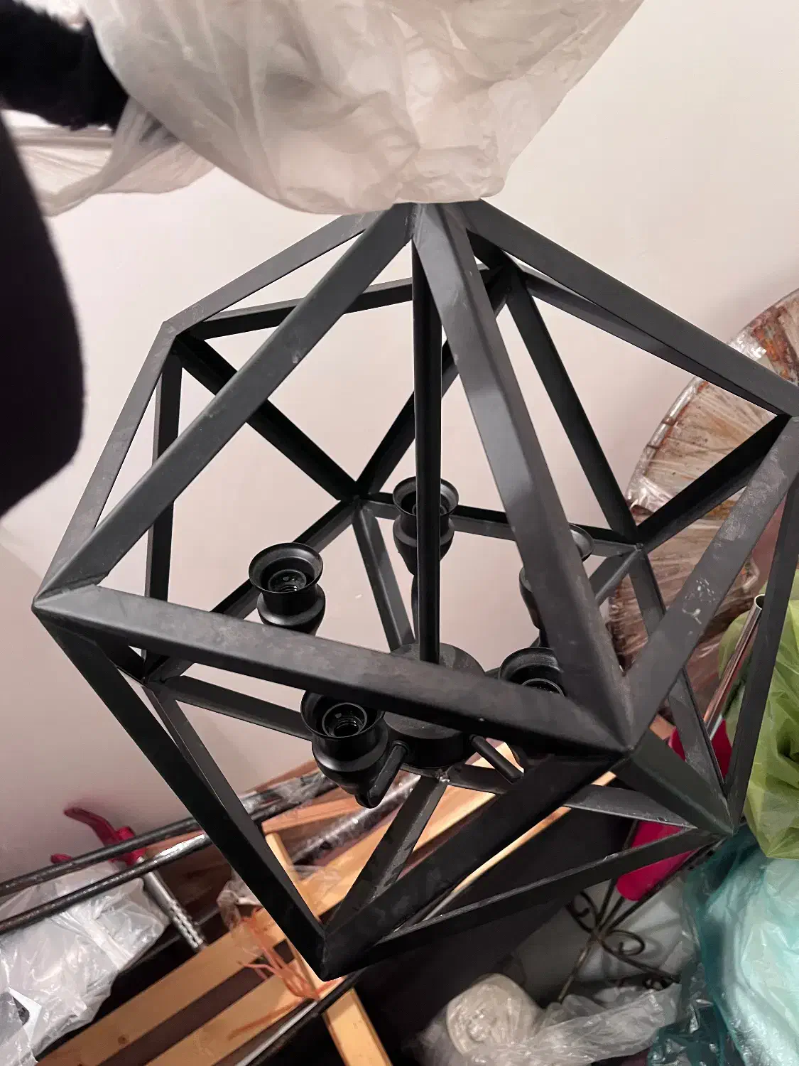 یک عدد لوستر پنج شاخه|لوستر و چراغ آویز|رشت, اسماعیل آباد|دیوار