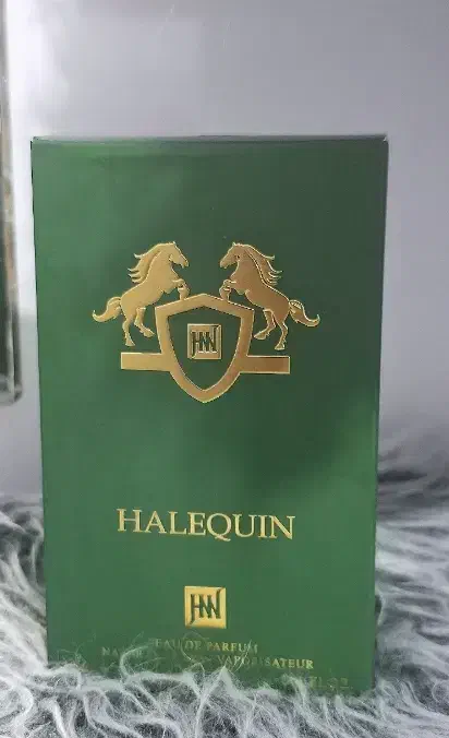 عطر|آرایشی، بهداشتی، درمانی|یاسوج, |دیوار