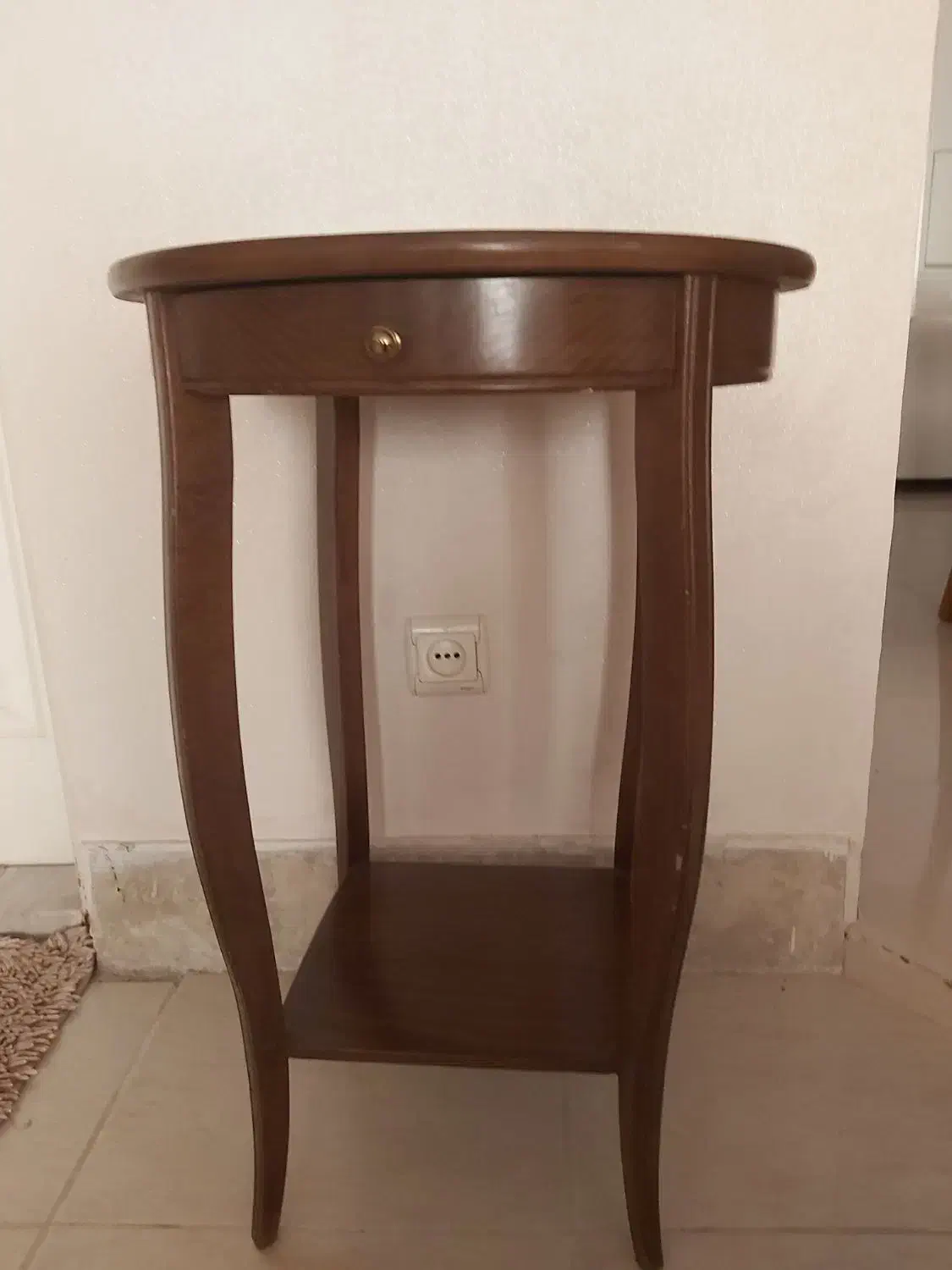 میز دکوری|بوفه، ویترین، کنسول|اصفهان, سپاهان‌شهر|دیوار