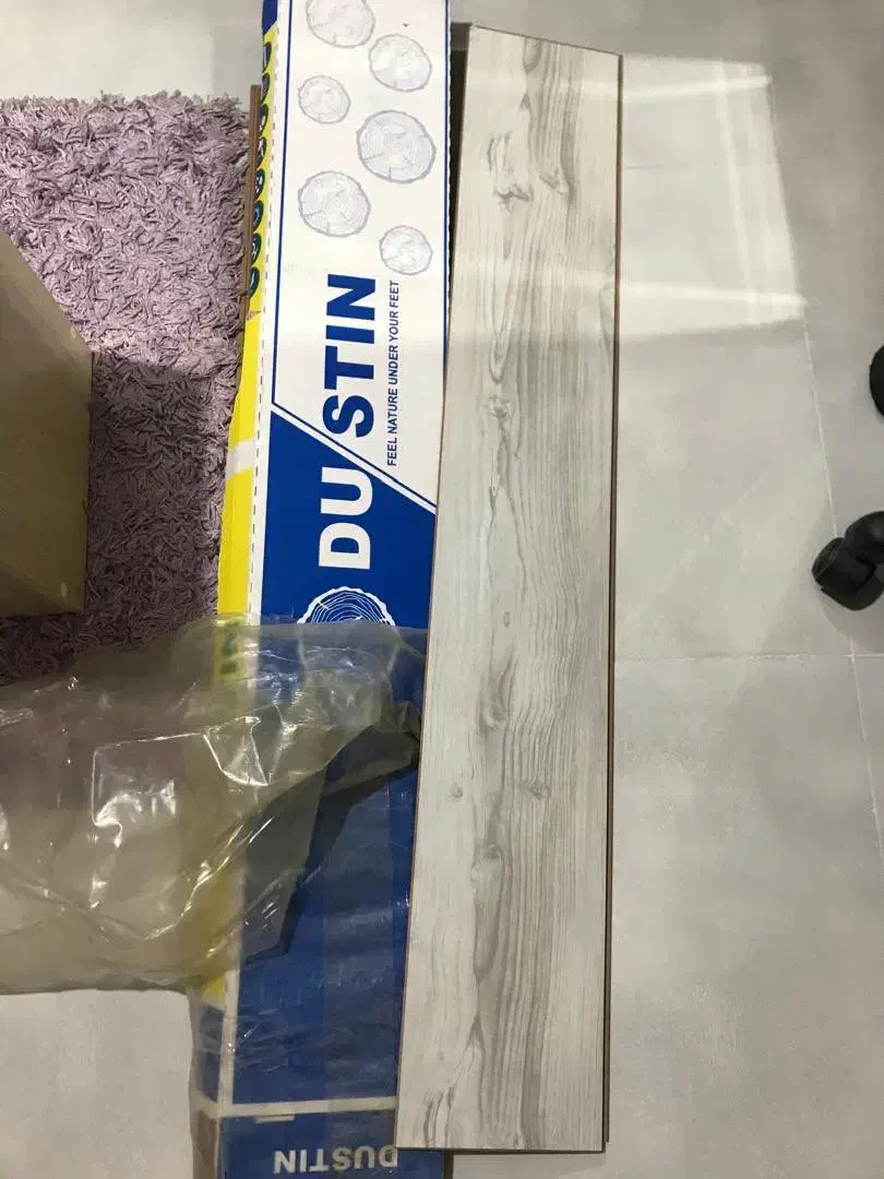 کف پوش ۱۶ متر یک بار نصب شده|مصالح و تجهیزات ساختمان|شیراز, حومه شیراز|دیوار