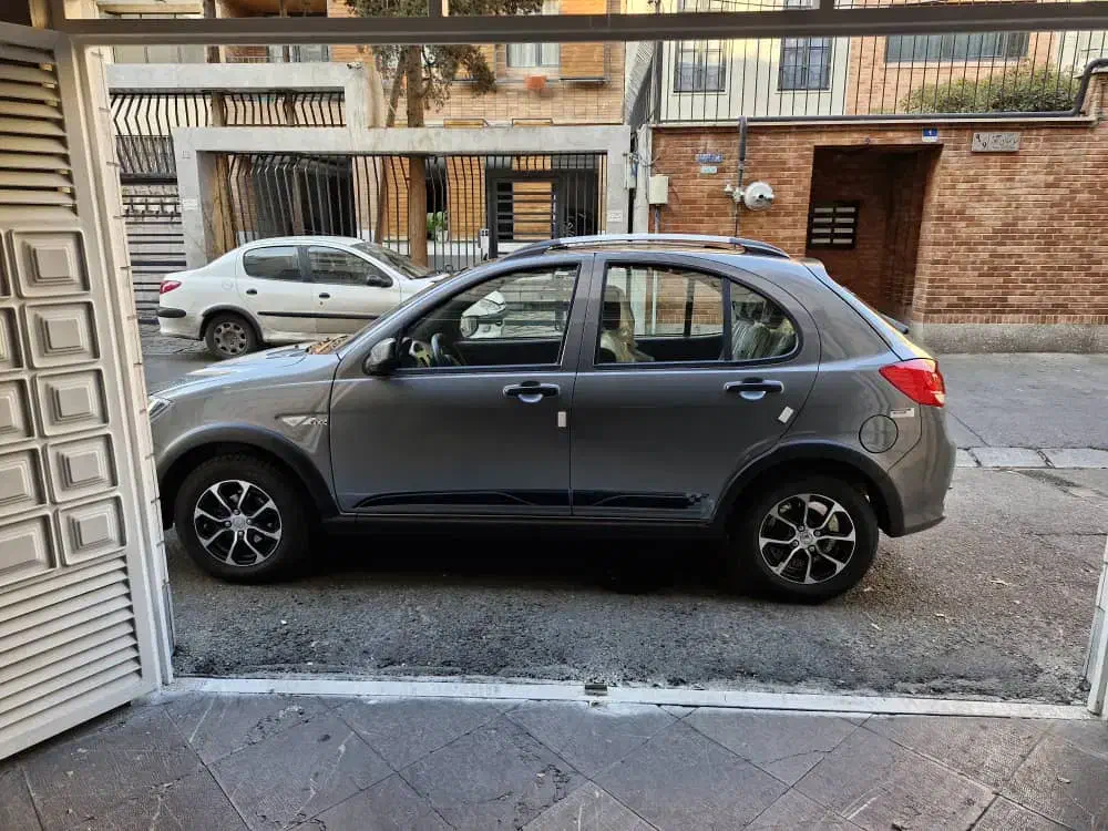 کوییک GXR رینگ اسپرت خاکستری سقف مشکی ۴۰۴ صفر|خودرو سواری و وانت|لاهیجان, شهرک جانبازان|دیوار