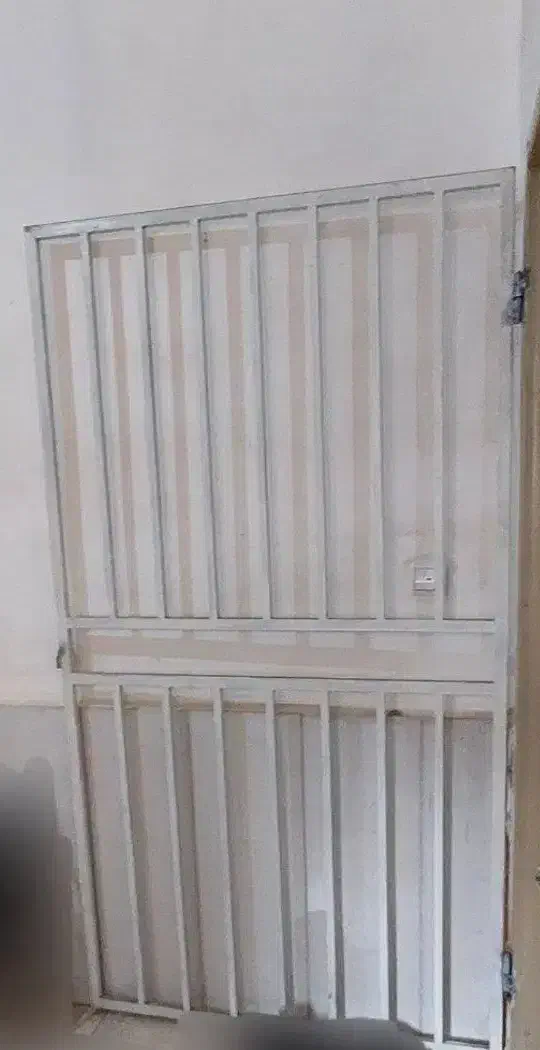 درب آهنی نرده ای|مصالح و تجهیزات ساختمان|نقده, |دیوار