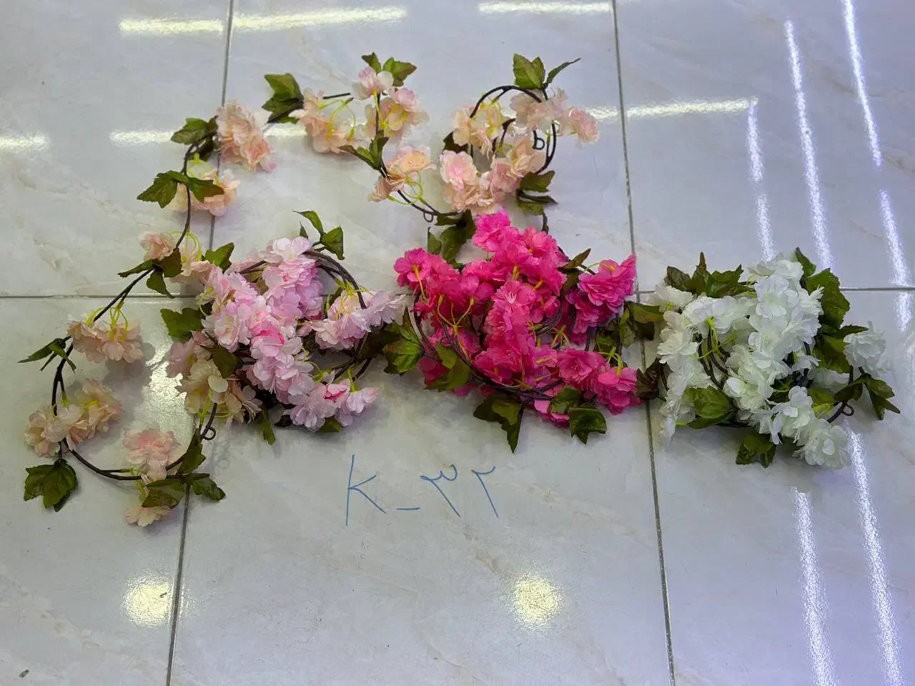 گل مصنوعی و گلدان خورشیدی رقصنده|گل مصنوعی|اسدآباد, |دیوار