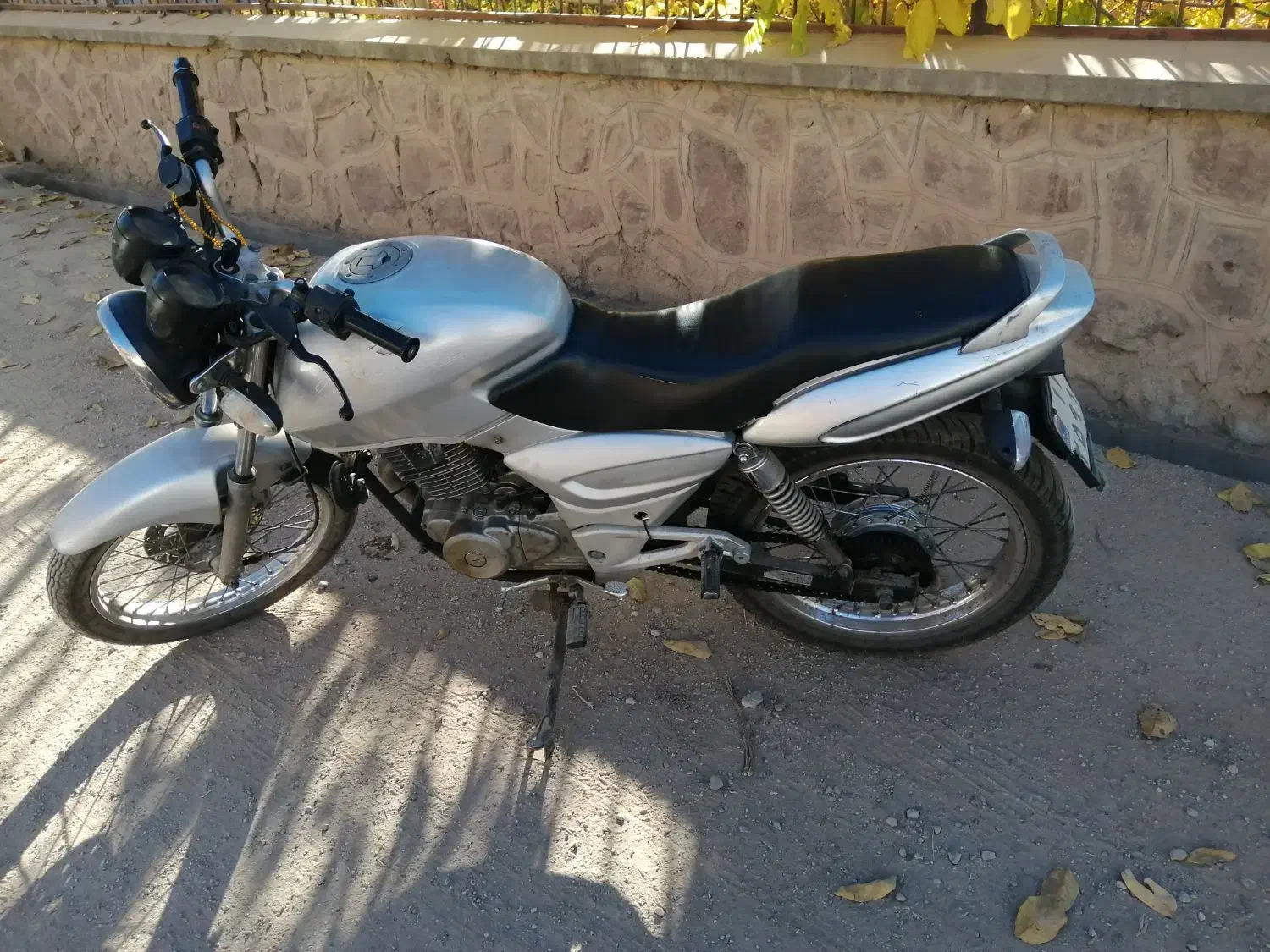 موتور سیکلت پالس دوشمع مدل 83|موتورسیکلت|فشم, |دیوار