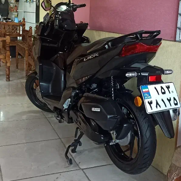 کلیک واریو 170 مدل 1402 کم کارکرد|موتورسیکلت|اردبیل, |دیوار