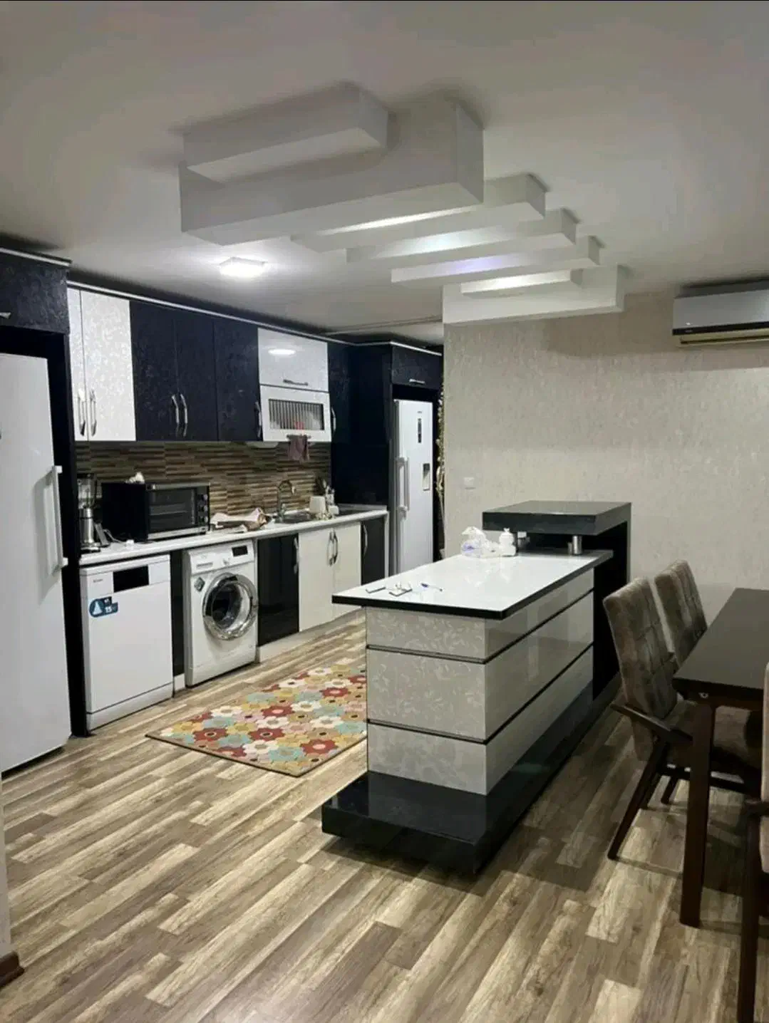 ۱۴۰متری طبقه۲ در پارکشهر پوریای ولی|فروش آپارتمان|رشت, چله خانه|دیوار