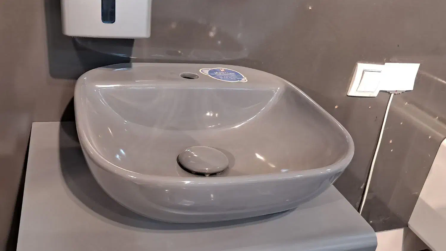 روشویی فوق العاده شیک کد V1224|لوازم سرویس بهداشتی|شیراز, میانرود|دیوار