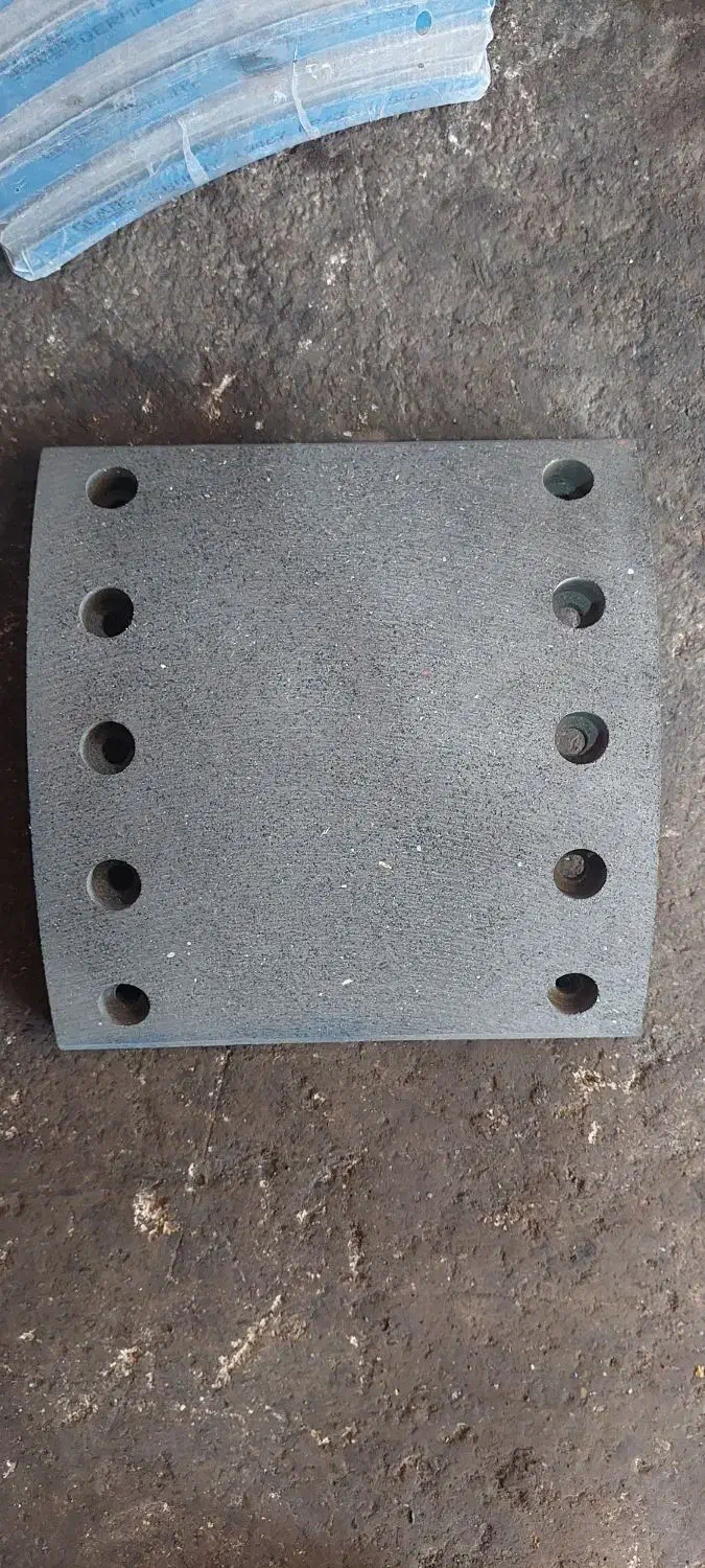 تعدادی لنت ماشین سنگین تریلی ترابوزا|قطعات یدکی و لوازم جانبی|خاوران, |دیوار