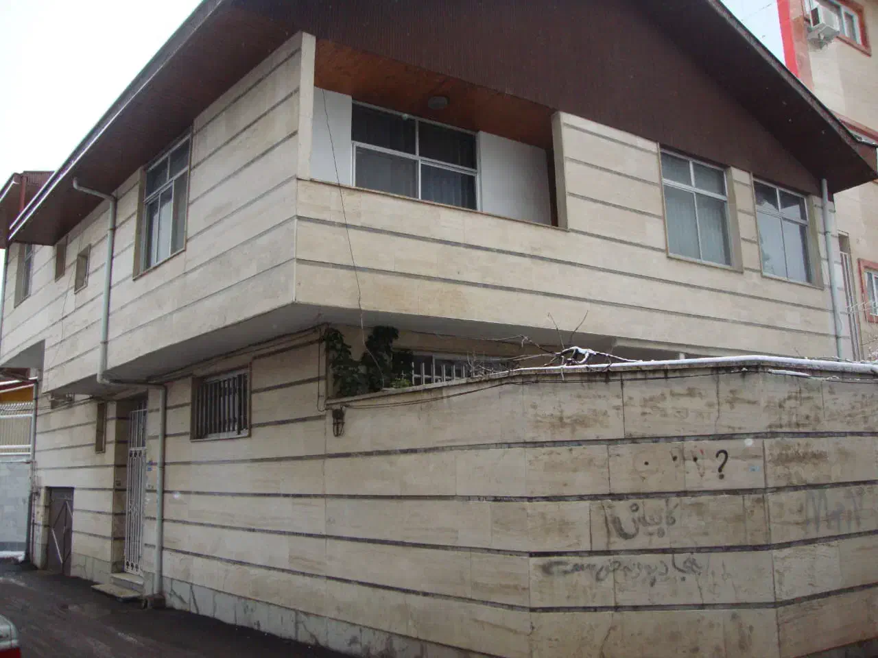 ویلایی /تریبلکس تجاری ۳۶۰متر بنا/قلب خیابان معلم|فروش دفتر کار، اتاق اداری، مطب|رشت, معلم|دیوار