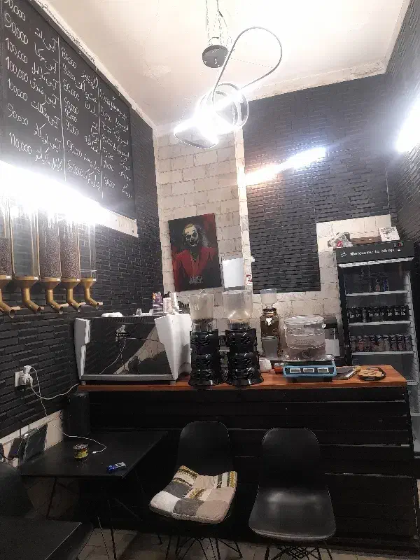 واگذاری یک باب مغازه کافه،قهوه فروشی با تمای لوازم|اجارهٔ مغازه و غرفه|تهران, دولاب|دیوار