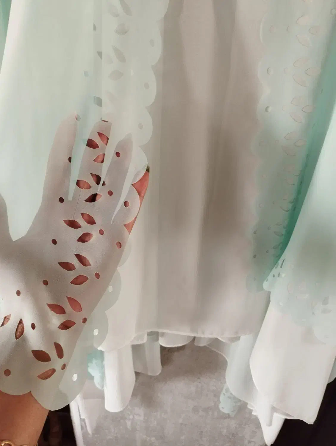 مقداری زیادی لباس به روز در حد نو نو|لباس|ارومیه, |دیوار