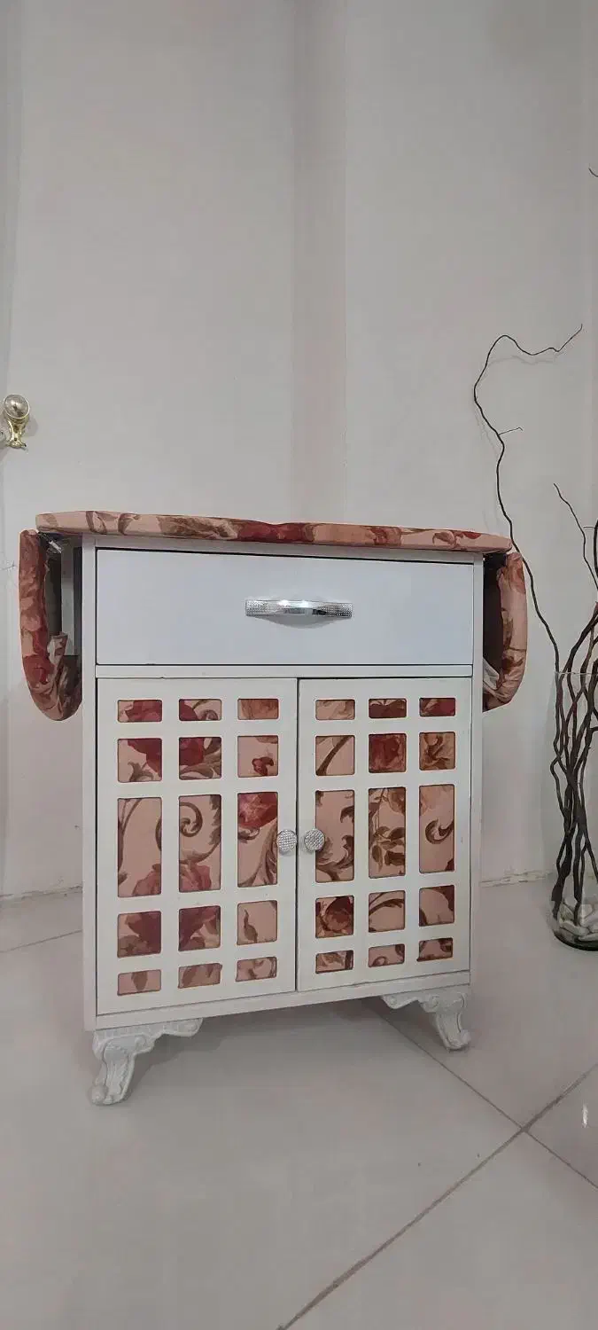 میز اتو وچرخ خیاطی|اتو و لوازم اتو|شاندیز, |دیوار