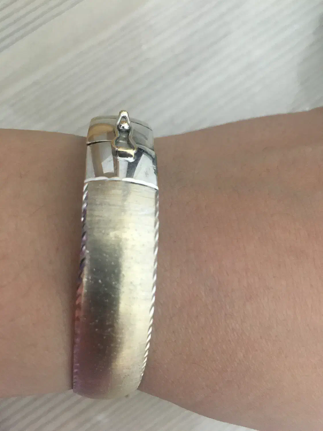 النگوی قفل دار یا دستبند به قیمت تابلو + ۲ درصد|جواهرات|تبریز, |دیوار