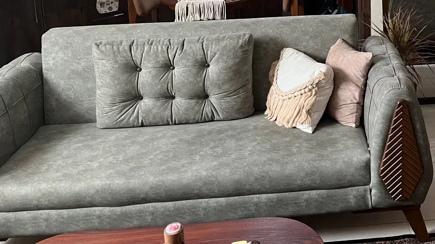 مبل هفت نفره در حد نو|مبلمان خانگی و میز عسلی|آستانه اشرفیه, |دیوار