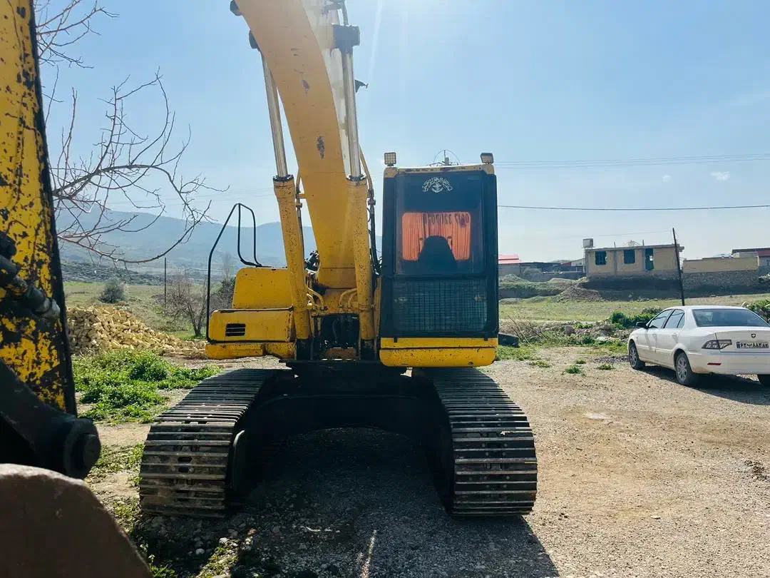 بیل مکانیکی خط 6 کوماتسو|خودرو سنگین|آذرشهر, |دیوار