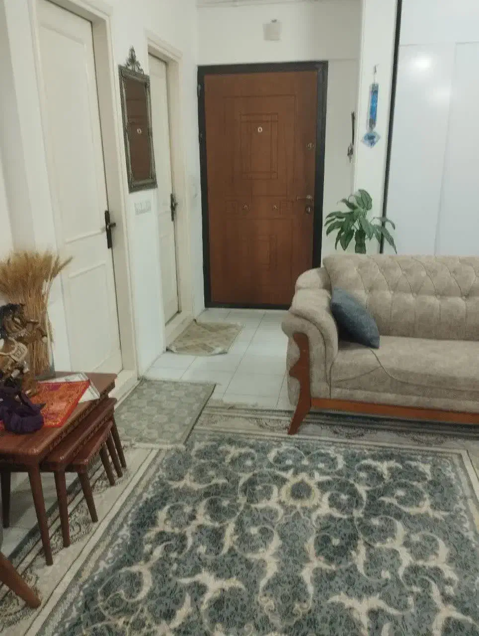 ۸۱ متر بر اصلی جانباز|فروش آپارتمان|گرگان, |دیوار