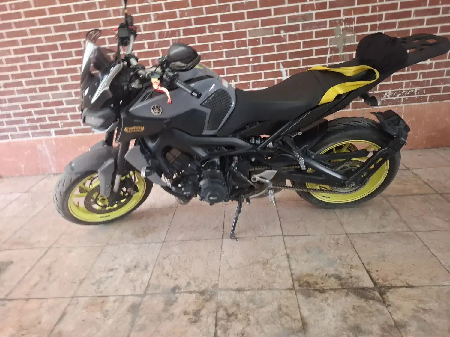 mt 9 cb  gsx بنلی|موتورسیکلت|اصفهان, خانه اصفهان|دیوار