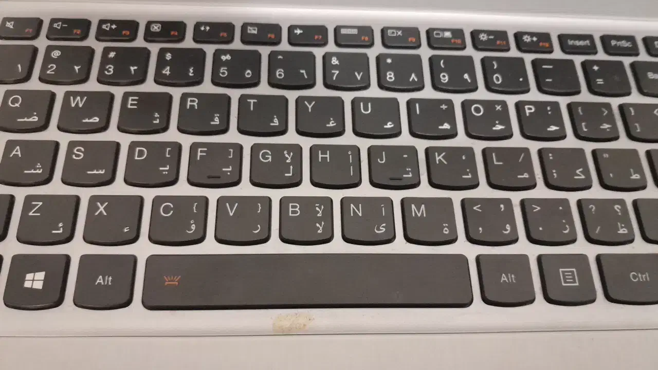 تخفیف داده میشه کارتنش خراب شده دورانداختیم|رایانه همراه|ورامین, ورامین|دیوار