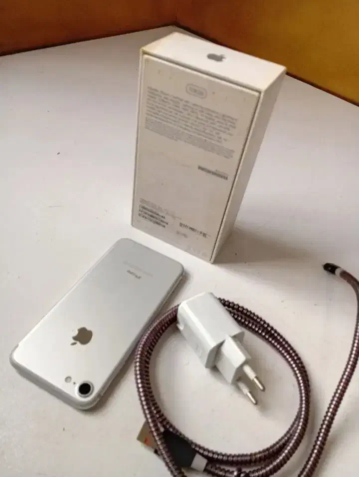 آیفون 7|موبایل|مشهد, منزل آباد|دیوار