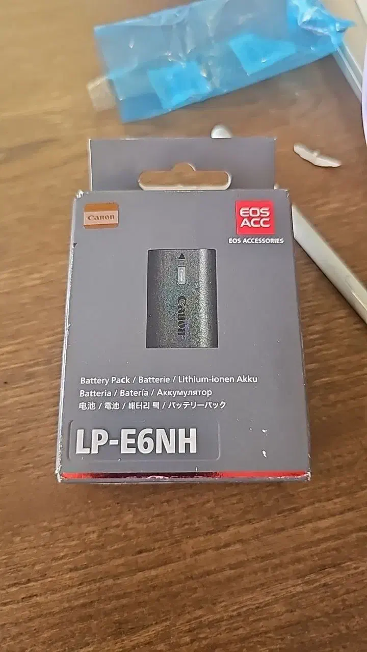 باطری اورجینال دوربین کنون|دوربین عکاسی و فیلم‌برداری|اصفهان, زهران|دیوار