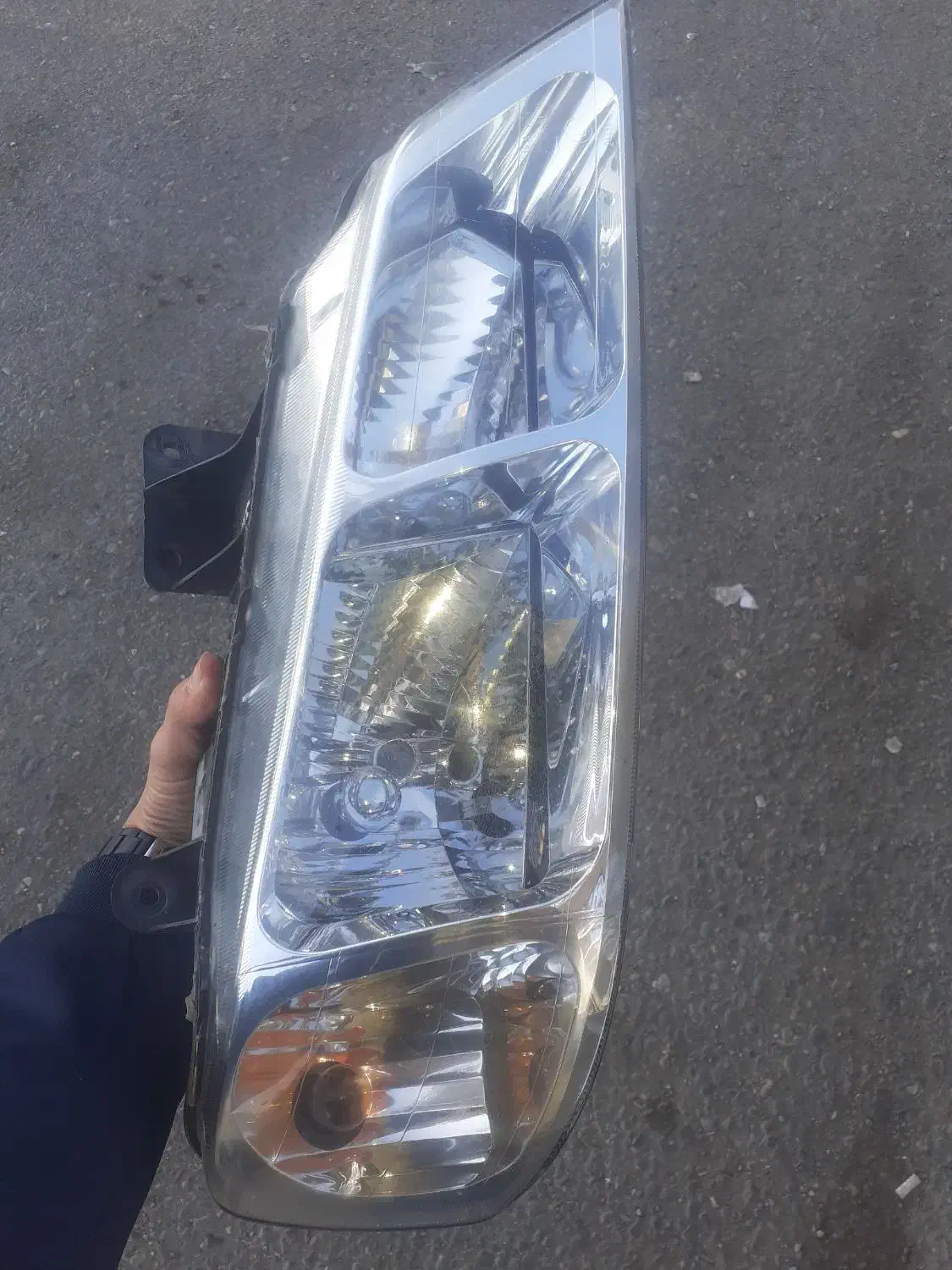 چراغ جلوپارس برندکروز|قطعات یدکی و لوازم جانبی|رشت, آب و برق|دیوار