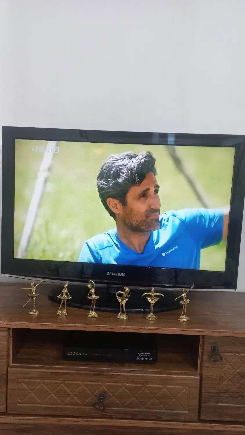 تلویزیون ال سی دی ۳۲اینچ|تلویزیون و پروژکتور|الوند, |دیوار