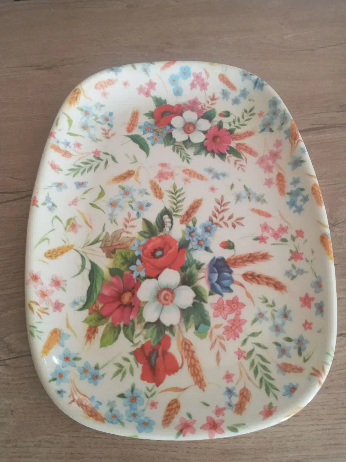 ۶ عدد دیس بزرگ قدیمی و کاملا نو|ظروف سرو و پذیرایی|گرگان, |دیوار